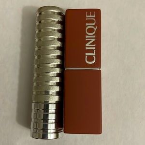 NEW CLINIQUE Lipsticks